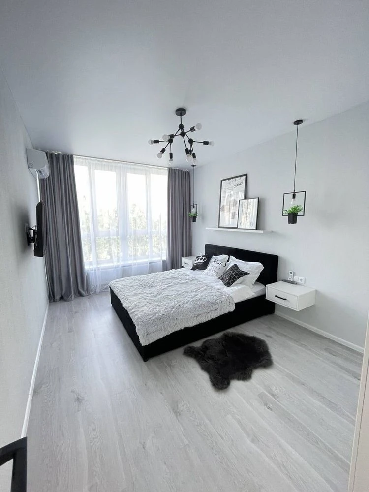 CENTRAL! 57 sq.m For sale 1 bedroom apartment on вул. Žabinskogo