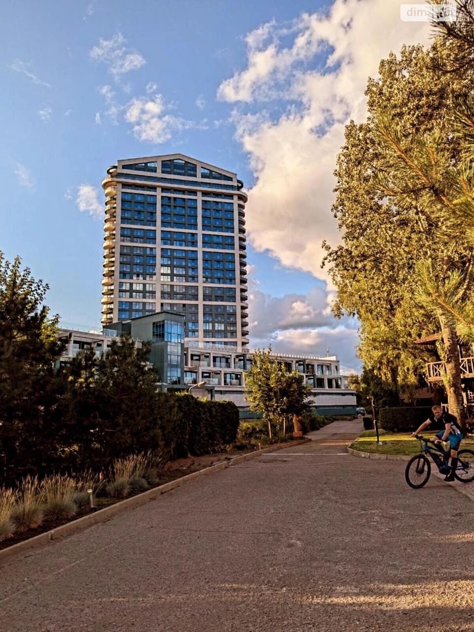Long-Term Rental Apartment Sobornyi