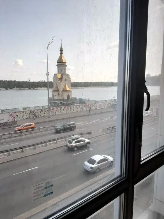 Іллінський Хаус з чудовим видом на Дніпро