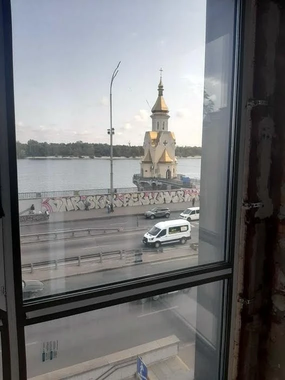 Іллінський Хаус з чудовим видом на Дніпро