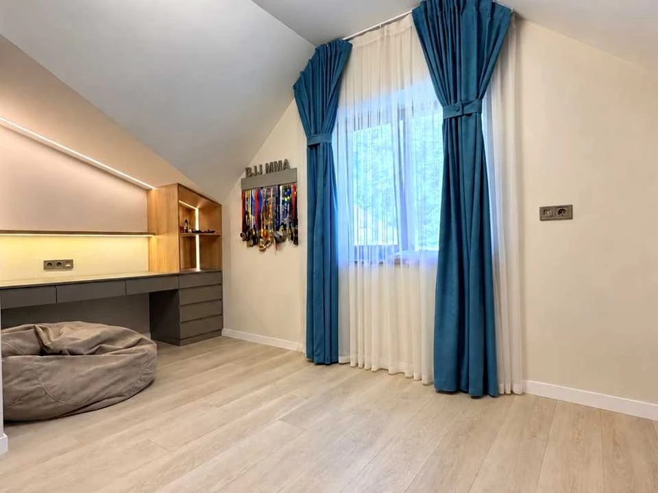 Apartment. Zaporizhzhia, Heroiv Krut Street