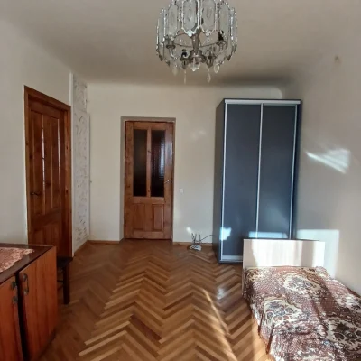 Продажа 3-кімнатної квартири, вул. Бандери
