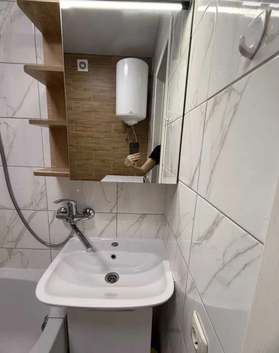 Продам 2-комнатную в новом доме