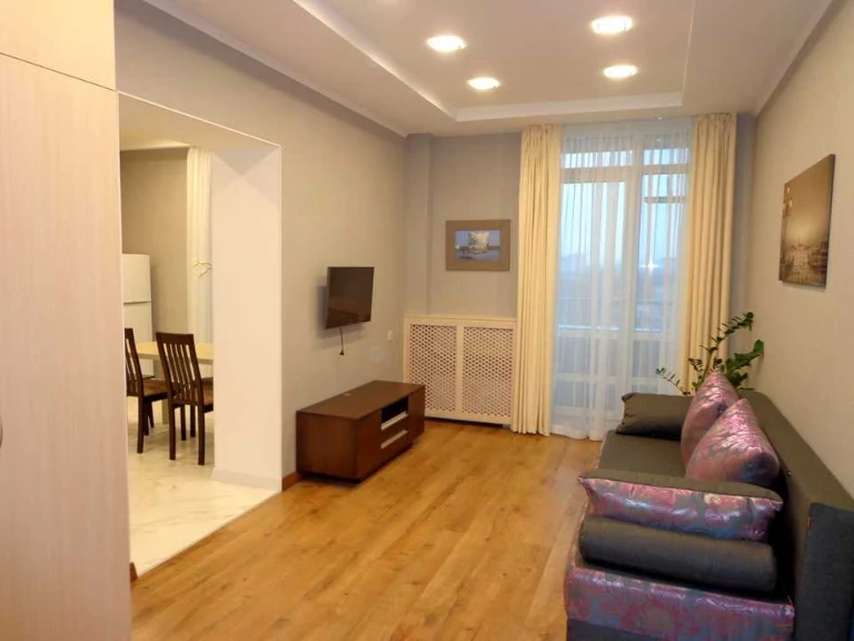 Apartment. Odessa, French Boulevard.