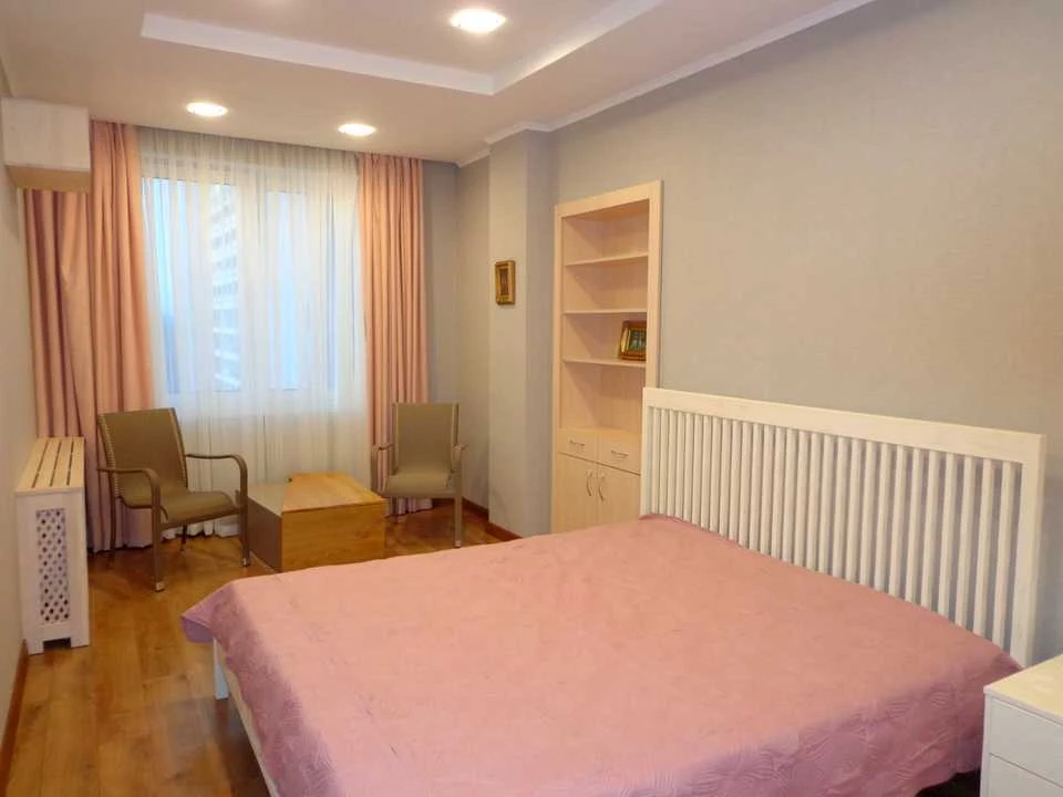 Apartment. Odessa, French Boulevard.