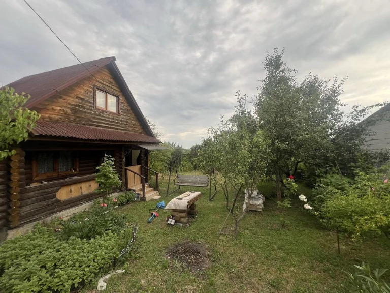 Участок земли