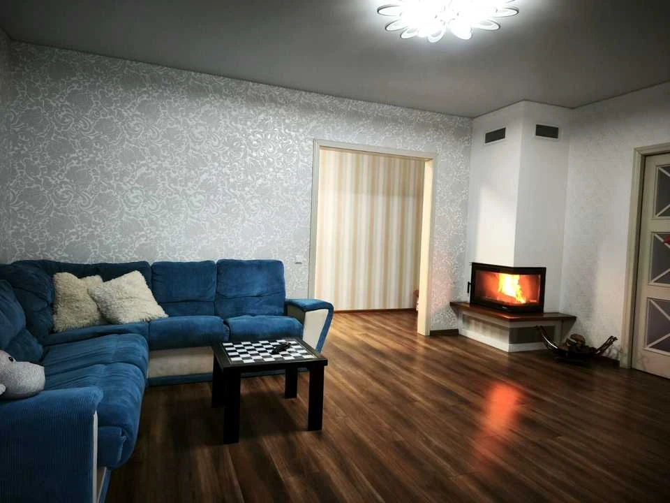 Apartment. Serzhanta Zhuzhomy Street, Mytnitsy.