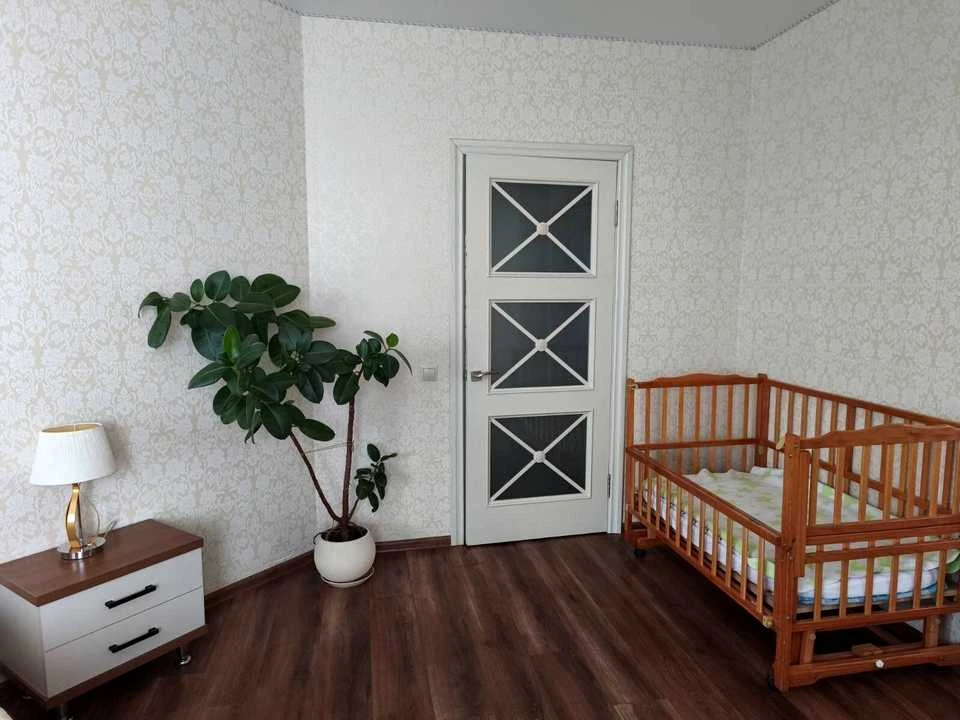 Apartment. Serzhanta Zhuzhomy Street, Mytnitsy.