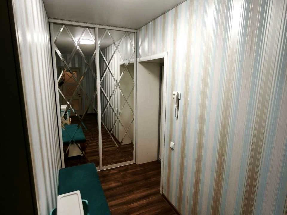 Apartment. Serzhanta Zhuzhomy Street, Mytnitsy.
