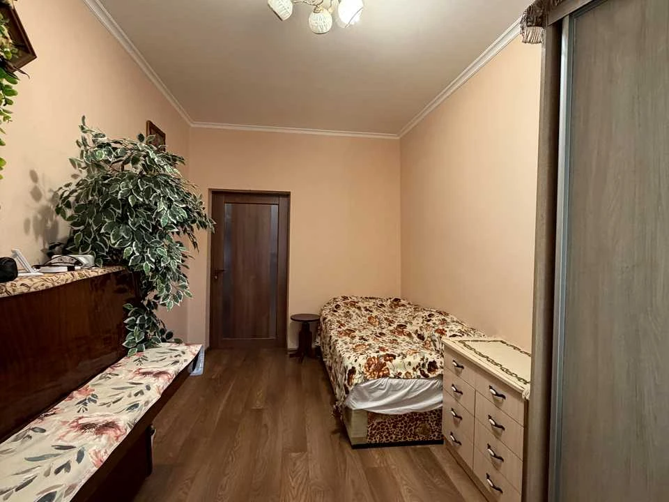 Apartment. Chernivtsi, Rudanskoho Street