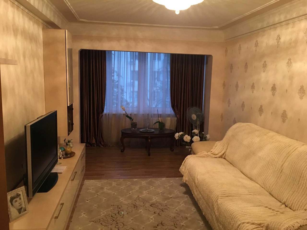 For Sale: 3-bedroom apartment at Mykola Rudenko 18