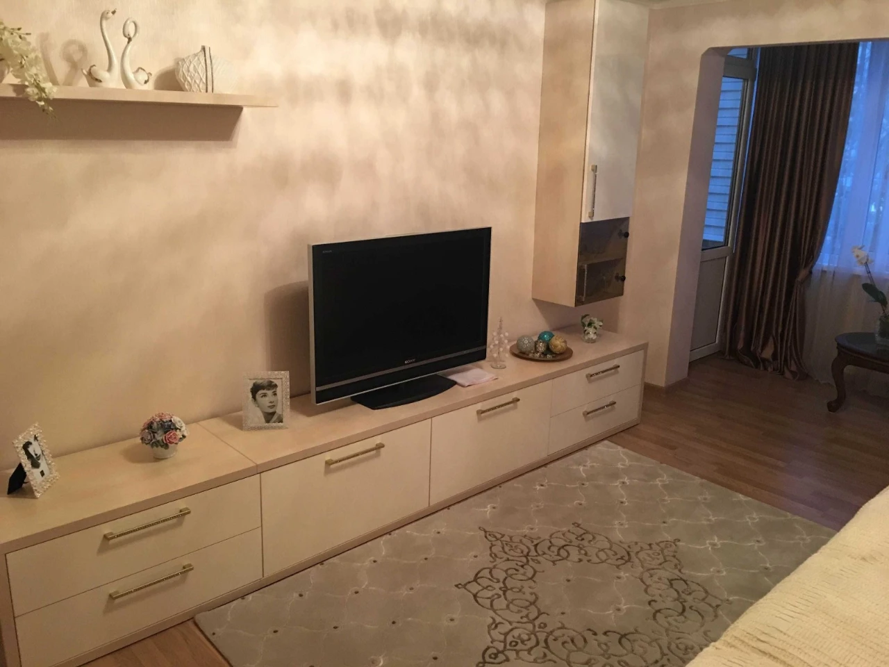 For Sale: 3-bedroom apartment at Mykola Rudenko 18