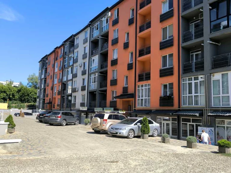 Apartment. Chernivtsi, Ruska st.