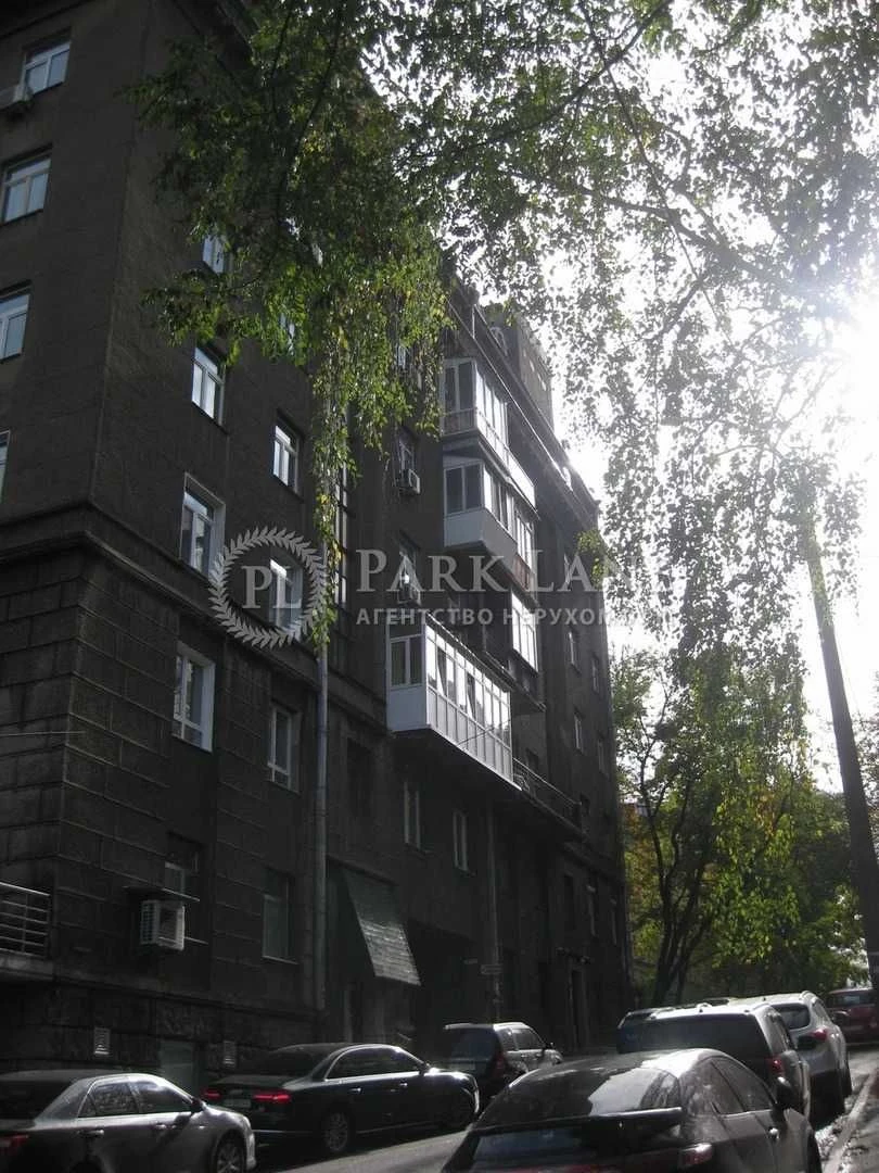 Гетьмана Скоропадського (Толстого Л.), 25 вид на Ботанічний