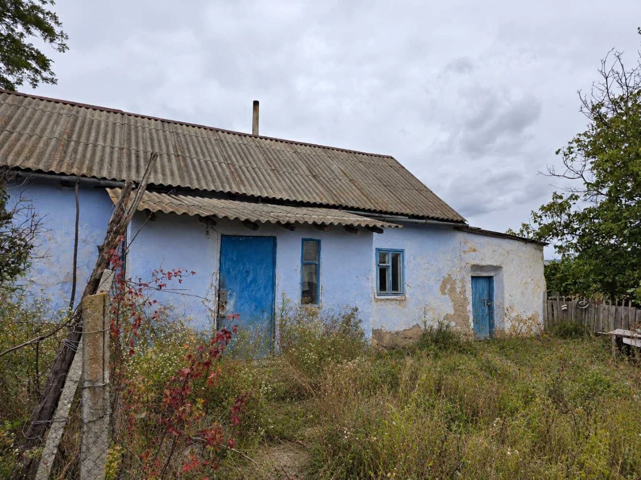 Домі, житлова дача в районі ціна 3000 ( Роздільна ) нові документи