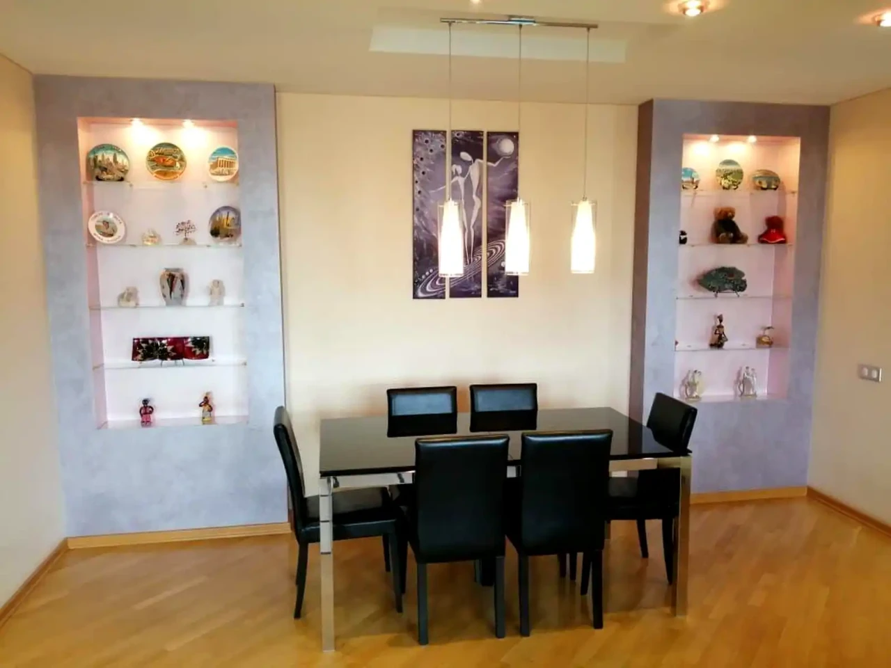 Оренда квартири 4-кімн. 150 м² 5/10 пов.