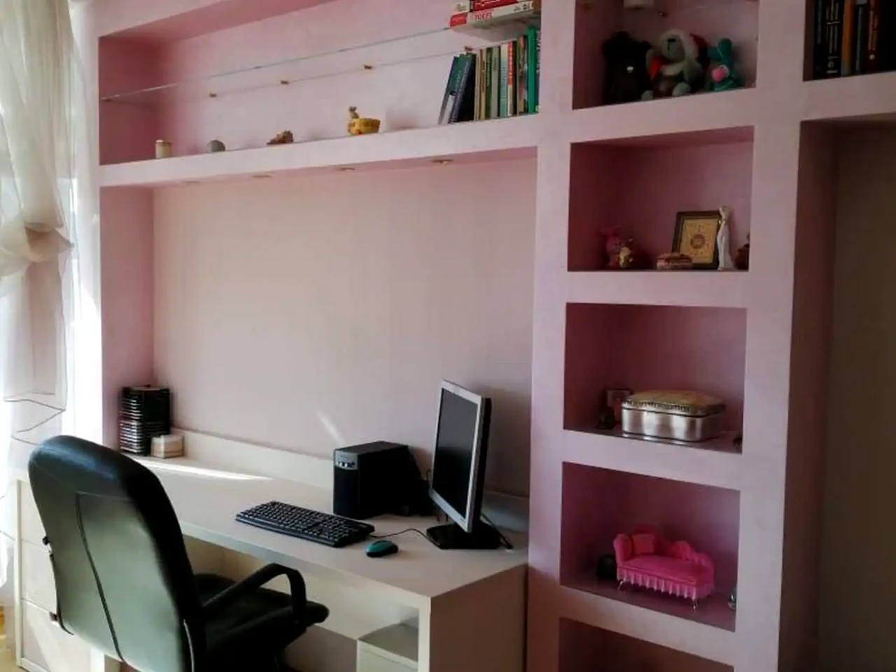 Оренда квартири 4-кімн. 150 м² 5/10 пов.