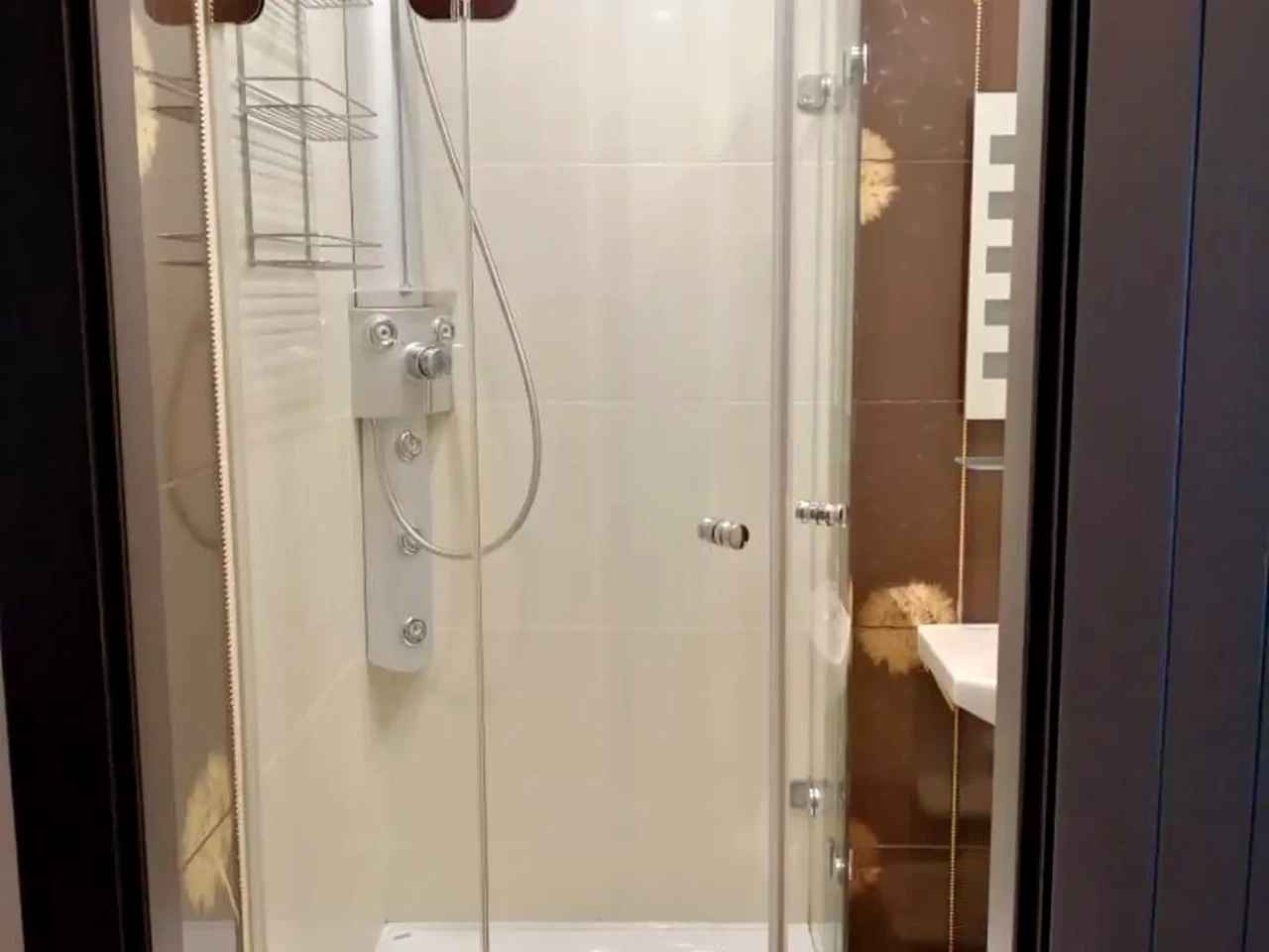 Оренда квартири 4-кімн. 150 м² 5/10 пов.
