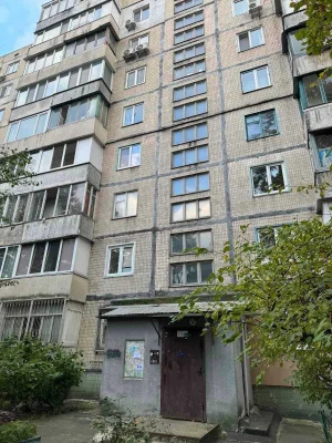 Сдается уютная квартира рядом с метро.