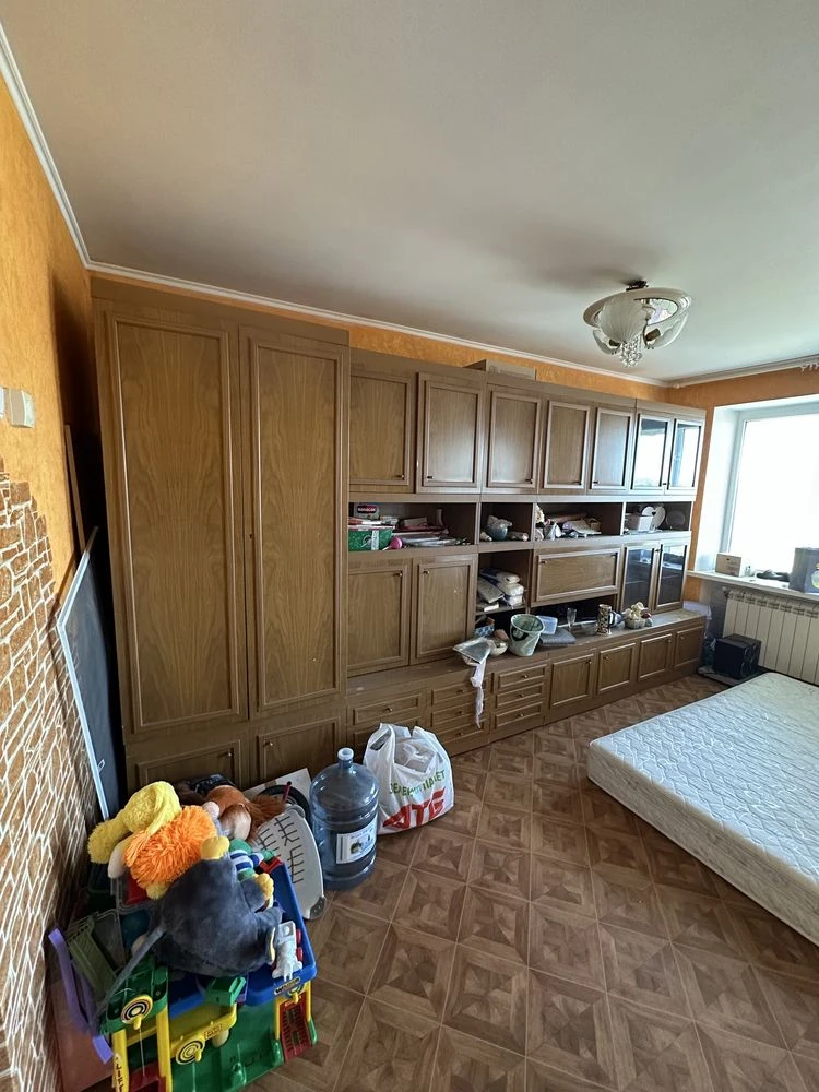 Sale of 3-room and 1-room apartments in one entrance