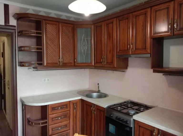 Rent a 3-bedroom apartment at пр. Науки 18