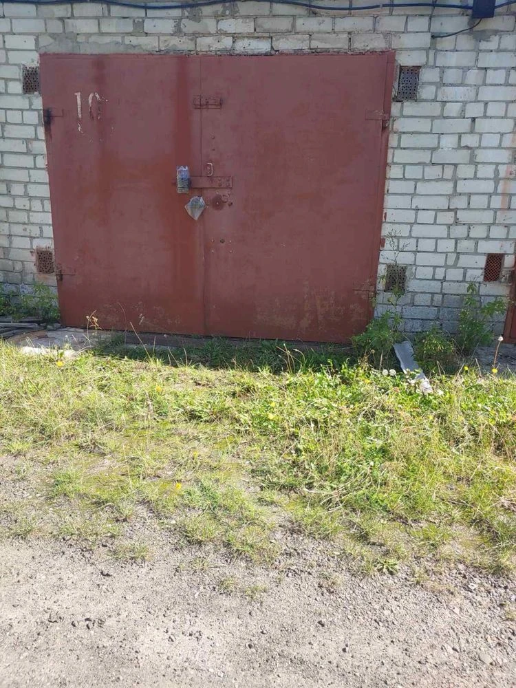 Капітальний сухий гараж 21.6 м² з ямою та погребом в АК-36 (
