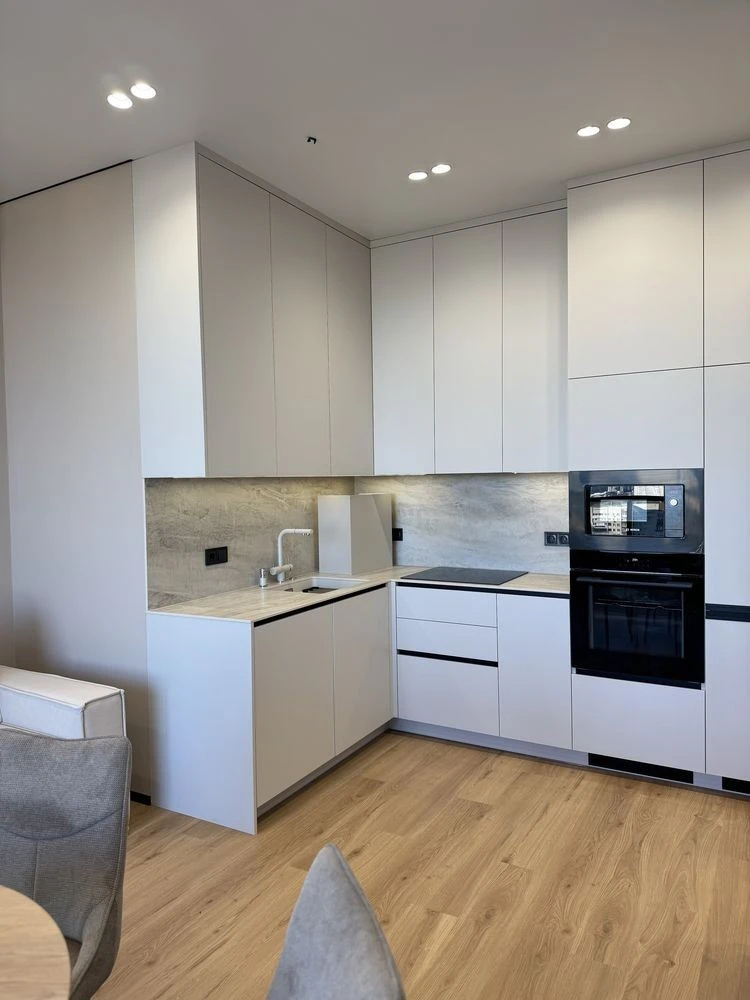 First-time rental of a stylish 1-bedroom apartment Unit Home with a study