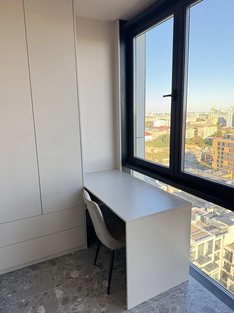 First-time rental of a stylish 1-bedroom apartment Unit Home with a study