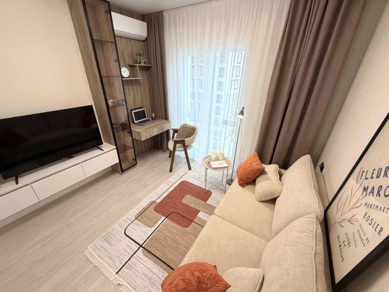 Long-term Rental: New England Residential Complex, Maximovych Street