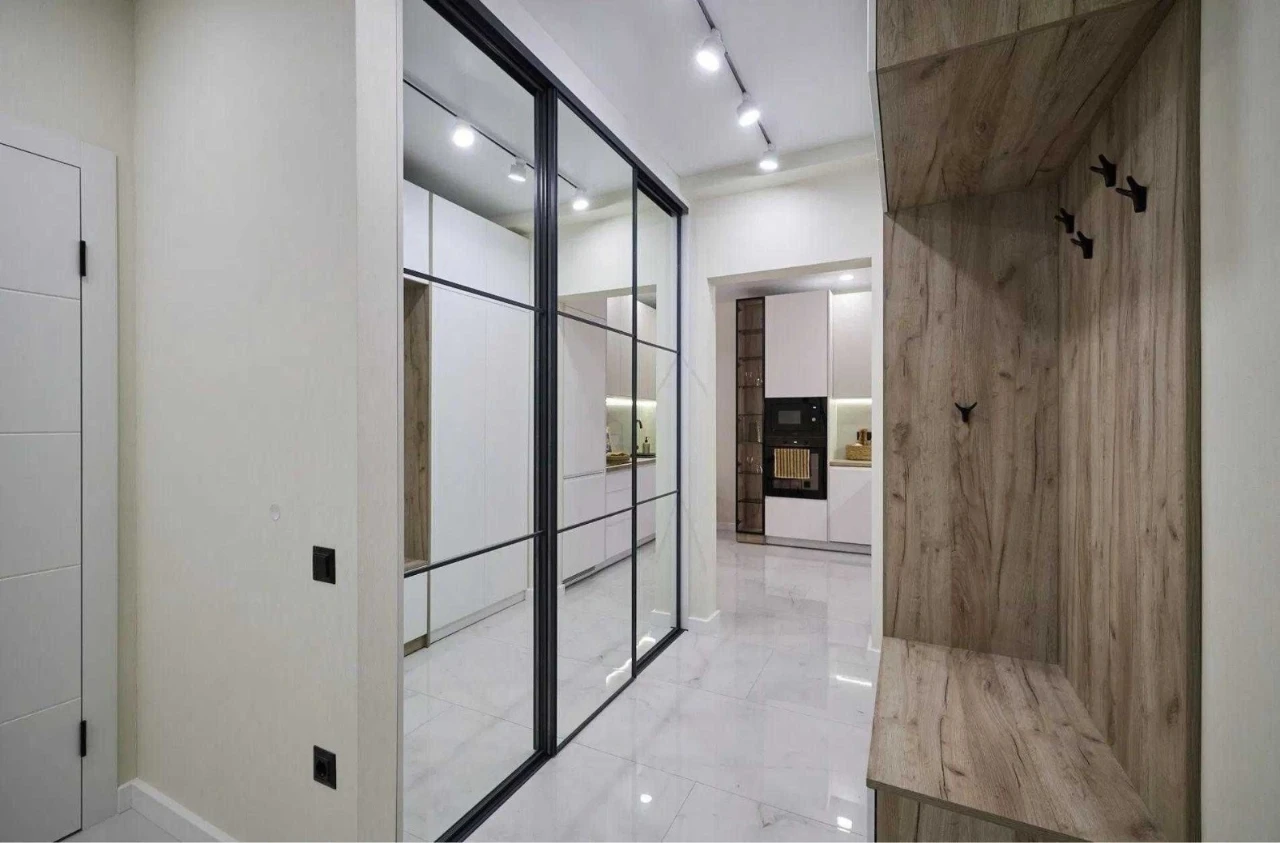 Long-term Rental: New England Residential Complex, Maximovych Street