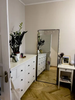 2-bedroom apartment near "Palace of Ukraine" station. PROPERTY FROM OWNER