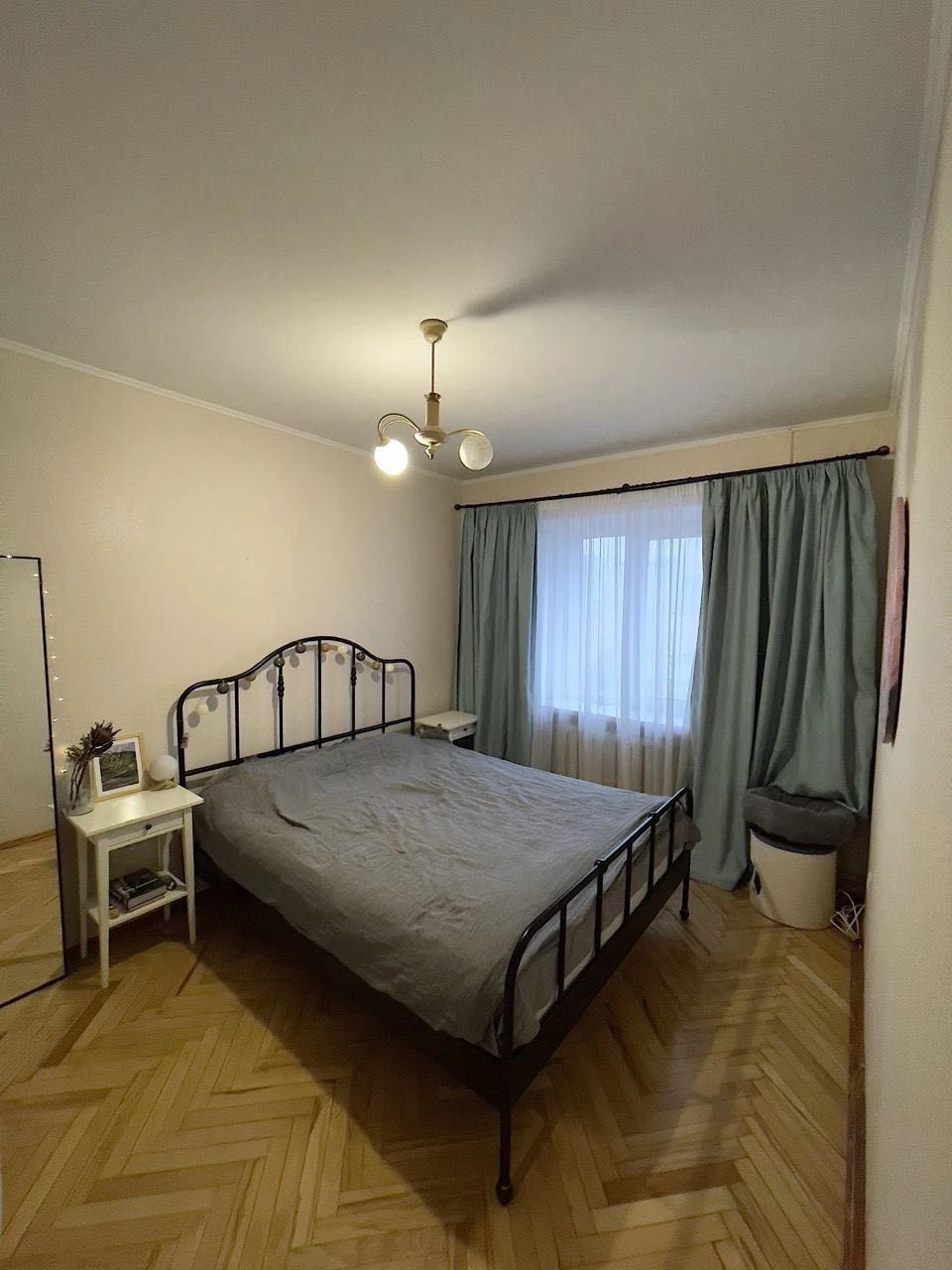 2-bedroom apartment near "Palace of Ukraine" station. PROPERTY FROM OWNER