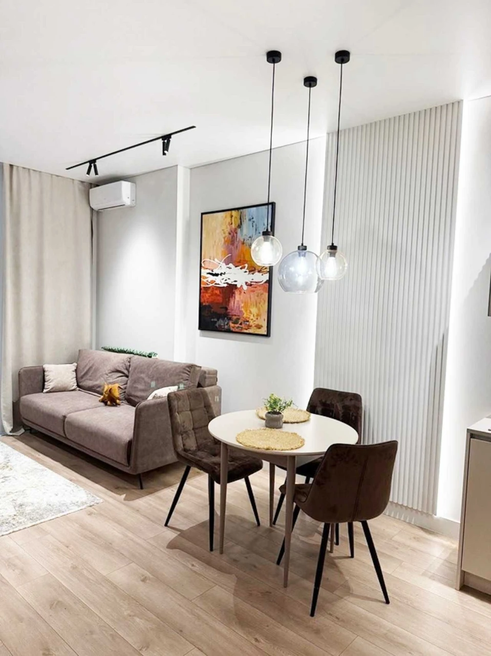 Rent 1-bedroom apartment in Manhattan City Residence in Invertor complex