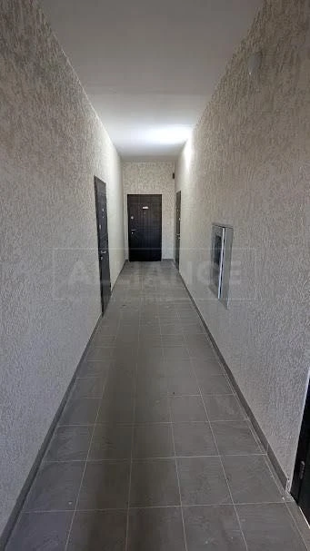 Sale of a furnished 2-room apartment ready for renovation