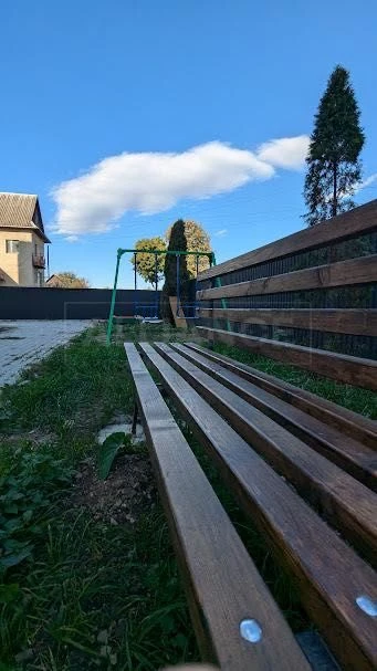 Sale of a furnished 2-room apartment ready for renovation