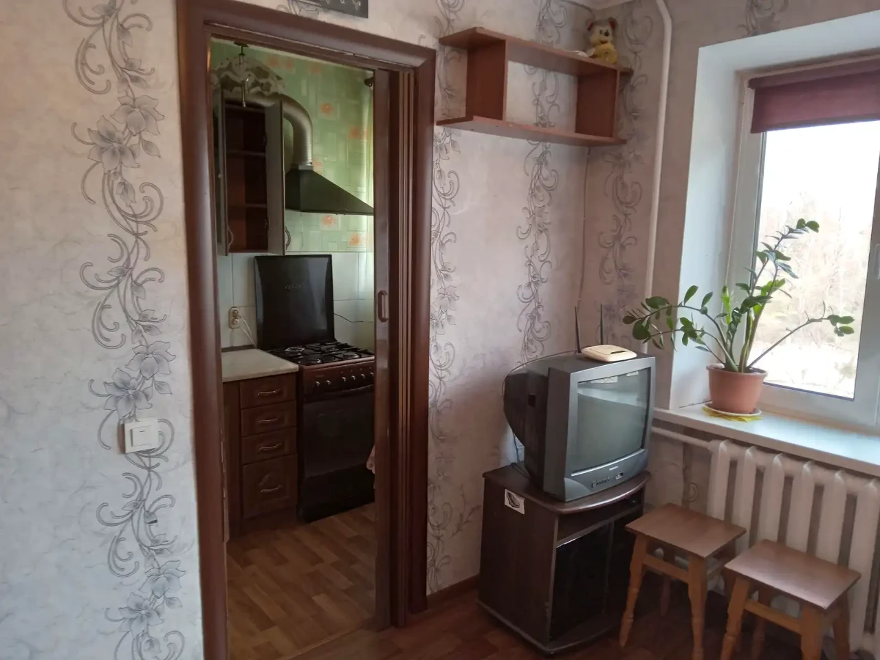 Rent 1-bedroom apartment 20 m² on the 4th floor.