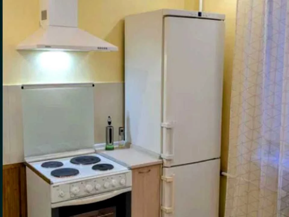 Apartment. Akademika Yefremova Street, Akademicheskoye