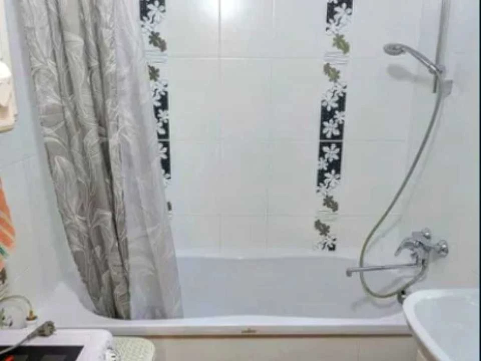Apartment. Akademika Yefremova Street, Akademicheskoye