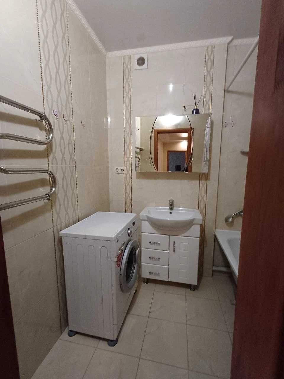 Sale of a 2-room apartment, Academician Sakharov Street, brick building