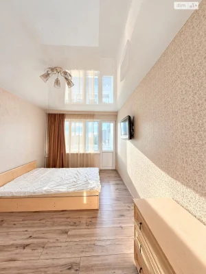 Long-Term Rental Apartment, Perhotravnevyi Massiv
