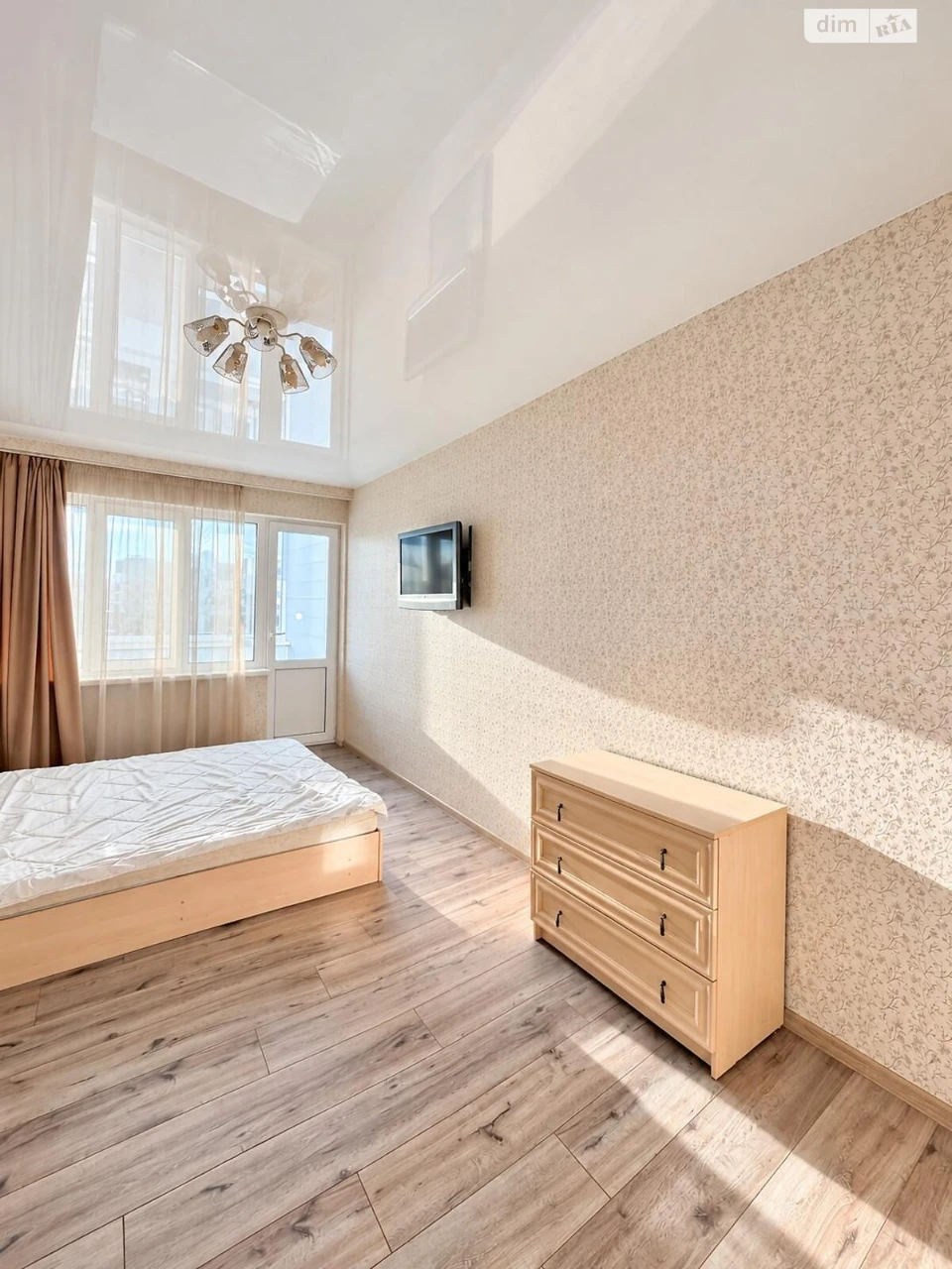 Long-Term Rental Apartment, Perhotravnevyi Massiv