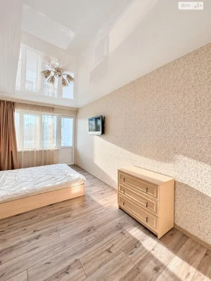 Long-Term Rental Apartment, Perhotravnevyi Massiv