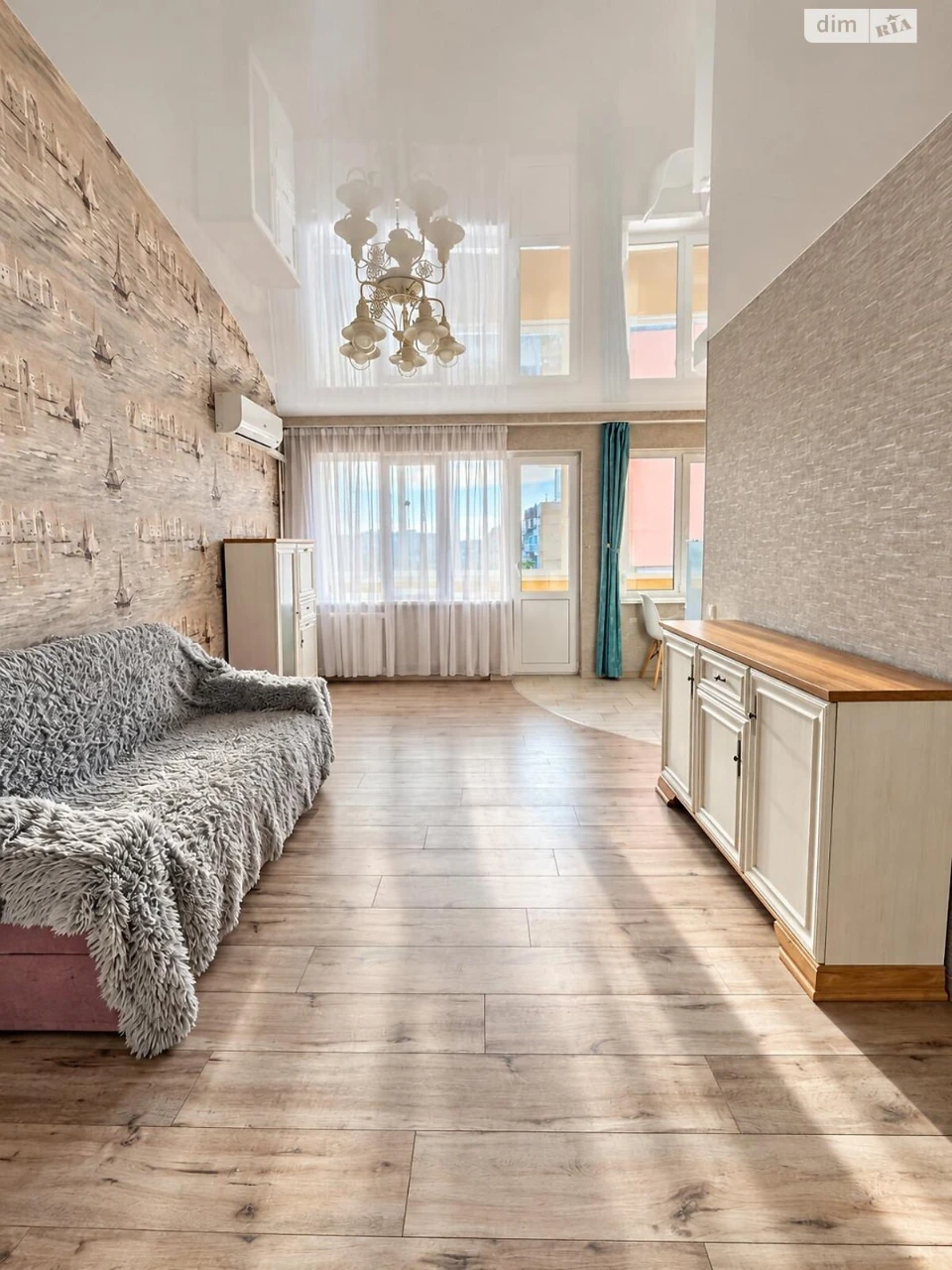 Long-Term Rental Apartment, Perhotravnevyi Massiv