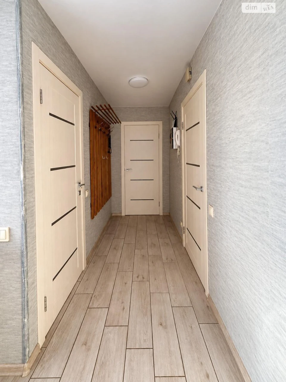 Long-Term Rental Apartment, Perhotravnevyi Massiv