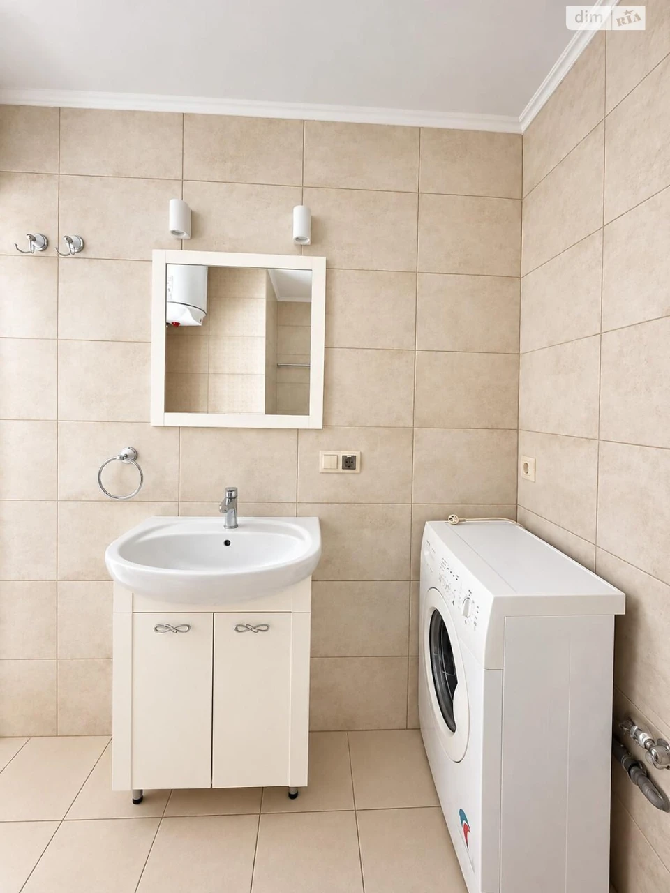 Long-Term Rental Apartment, Perhotravnevyi Massiv