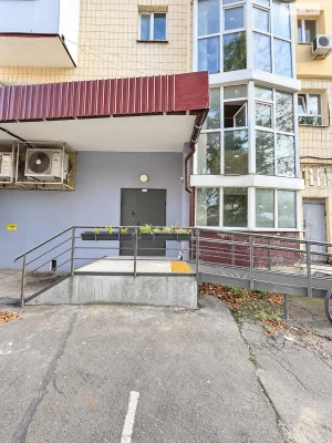 Long-Term Rental Apartment, Perhotravnevyi Massiv