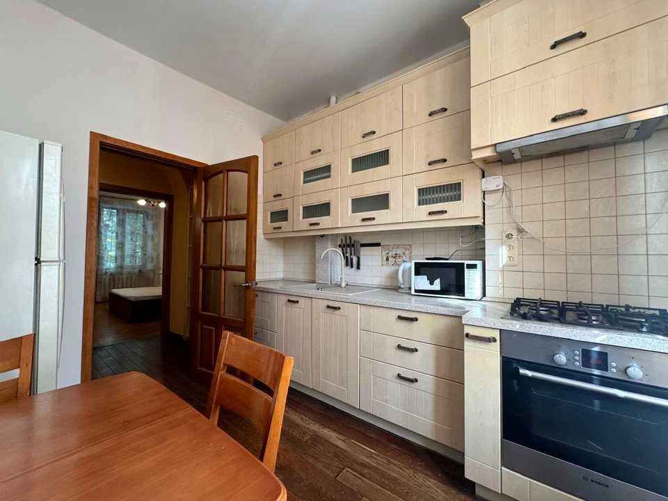 Квартира. Київ, проспект Михаила Грушевського