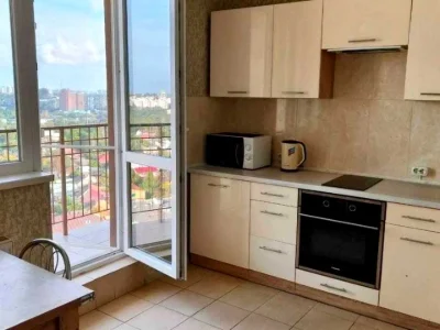 Apartment. Odesa, Odeska st.