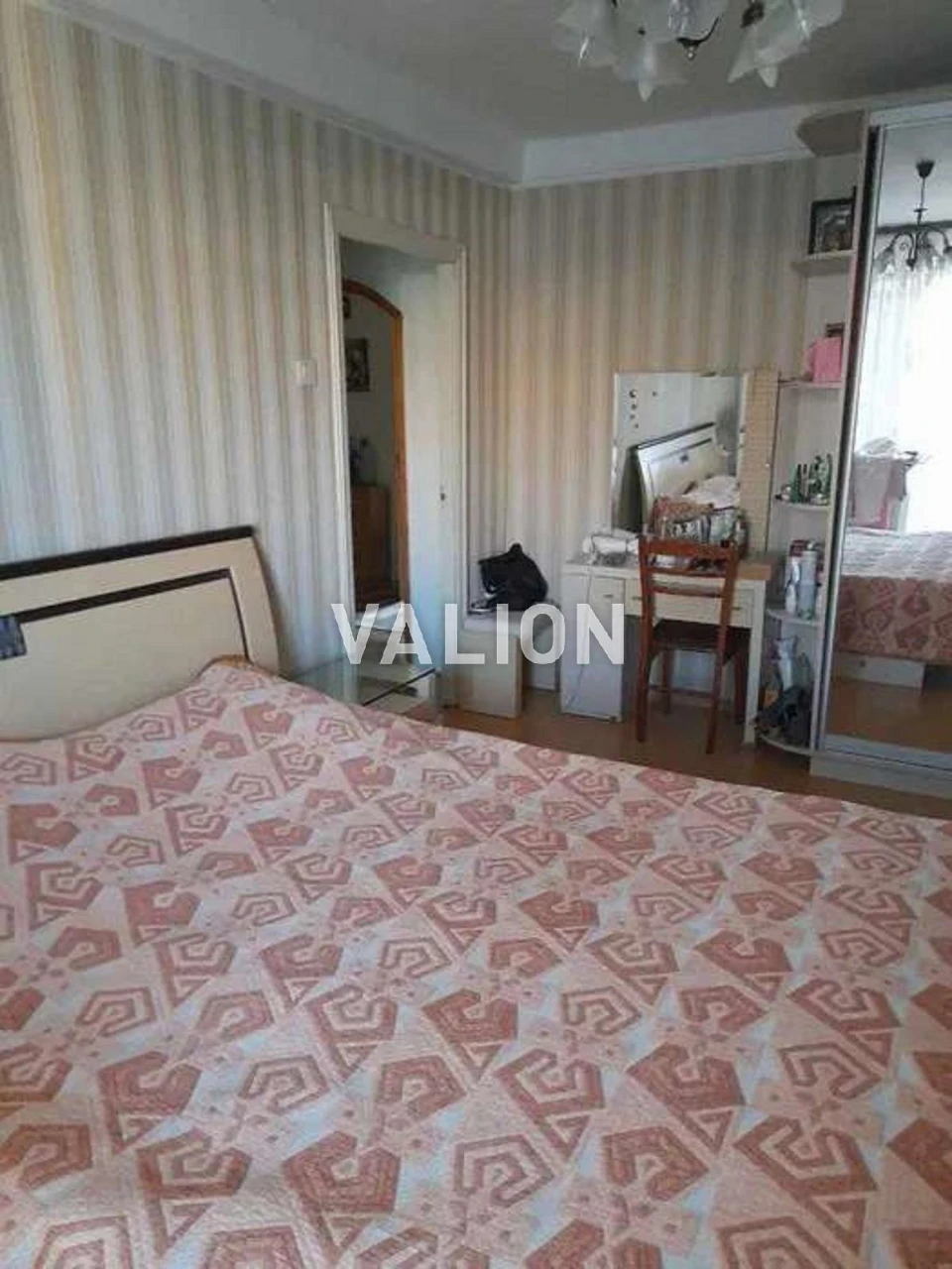 Продаж 3-к квартири просп. Лісовий 11