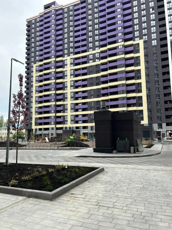 Sale of a 1-bedroom apartment, 45 sq m, in the Ok'Land residential complex (Okland) in Powiroflotsky district.